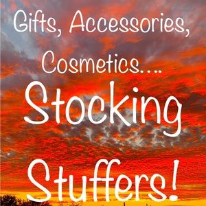 Gift Sets, Accessories, Cosmetics…STOCKING STUFFERS! 🎁 🎄 🎁 🎄 🎁